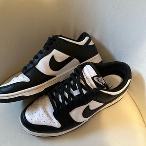 Nike panda dunks